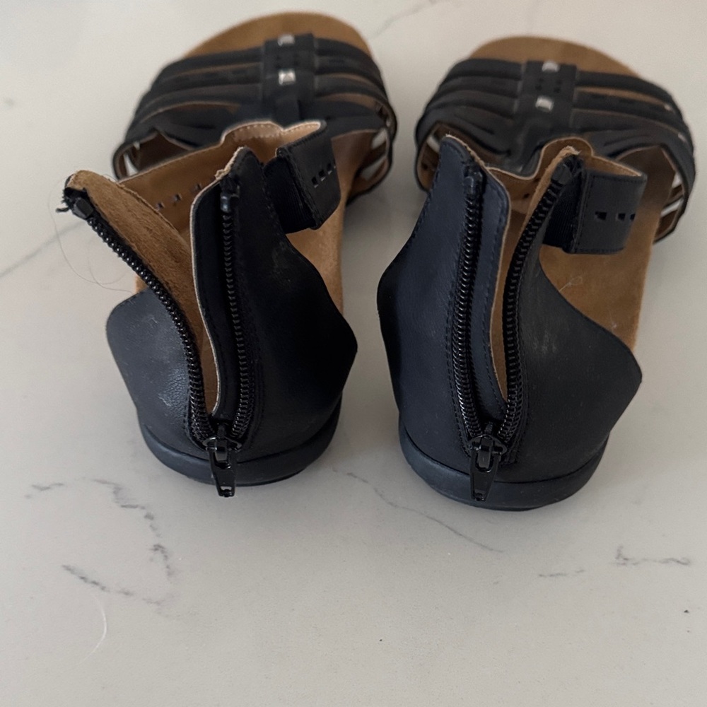Naturalizer Black Strappy Sandals - Picture 4 of 6